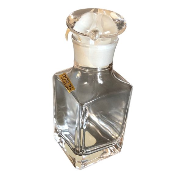 Williams Sonoma Grande Cuisine 24% Lead Crystal Kame Glass Bottle w Lid EUC - Picture 1 of 16